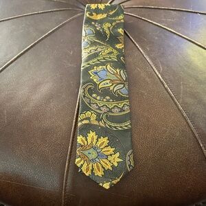 Estate Olive Green and Yellow Paisley Tie